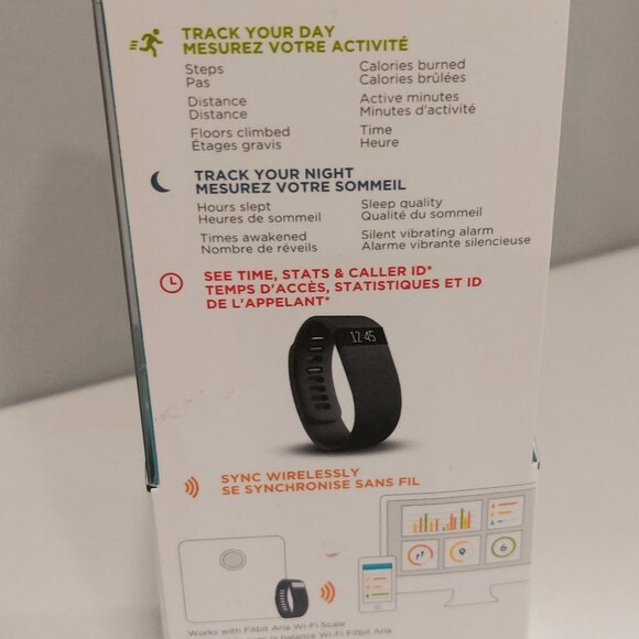 BNIB Fitbit Charge - Picture 5 of 6